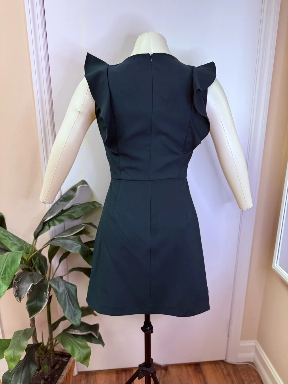 French Connection V Neck Mini Dress, Dark Green, Size 10, NWT